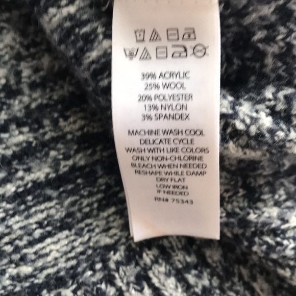 CYNTHIA Rowley wool blend turtleneck hi low sweater blue marled size Small - Picture 9 of 9